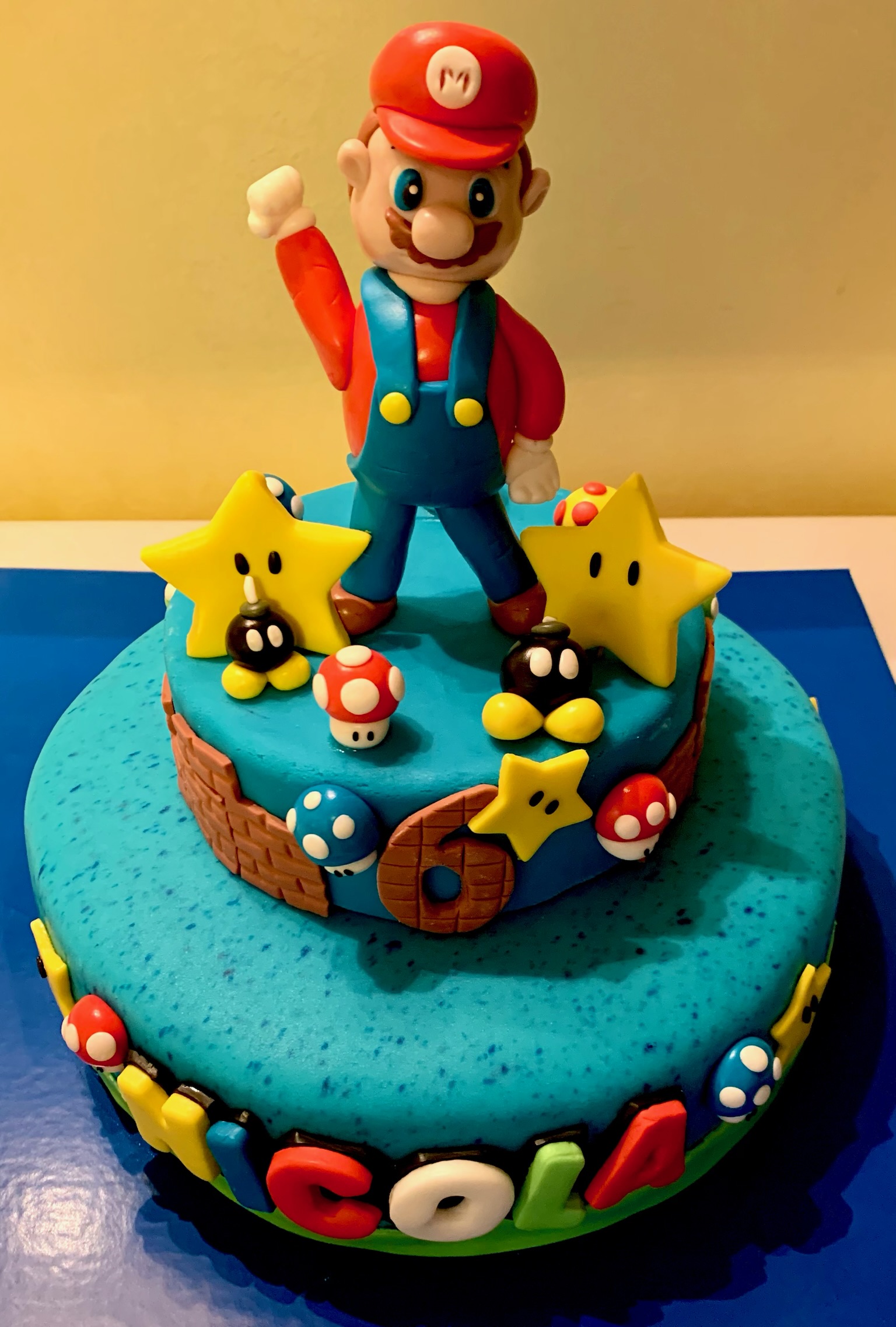 Torta 2 Piani Azzurra Super Mario Stelle Funghi Cola 6anni