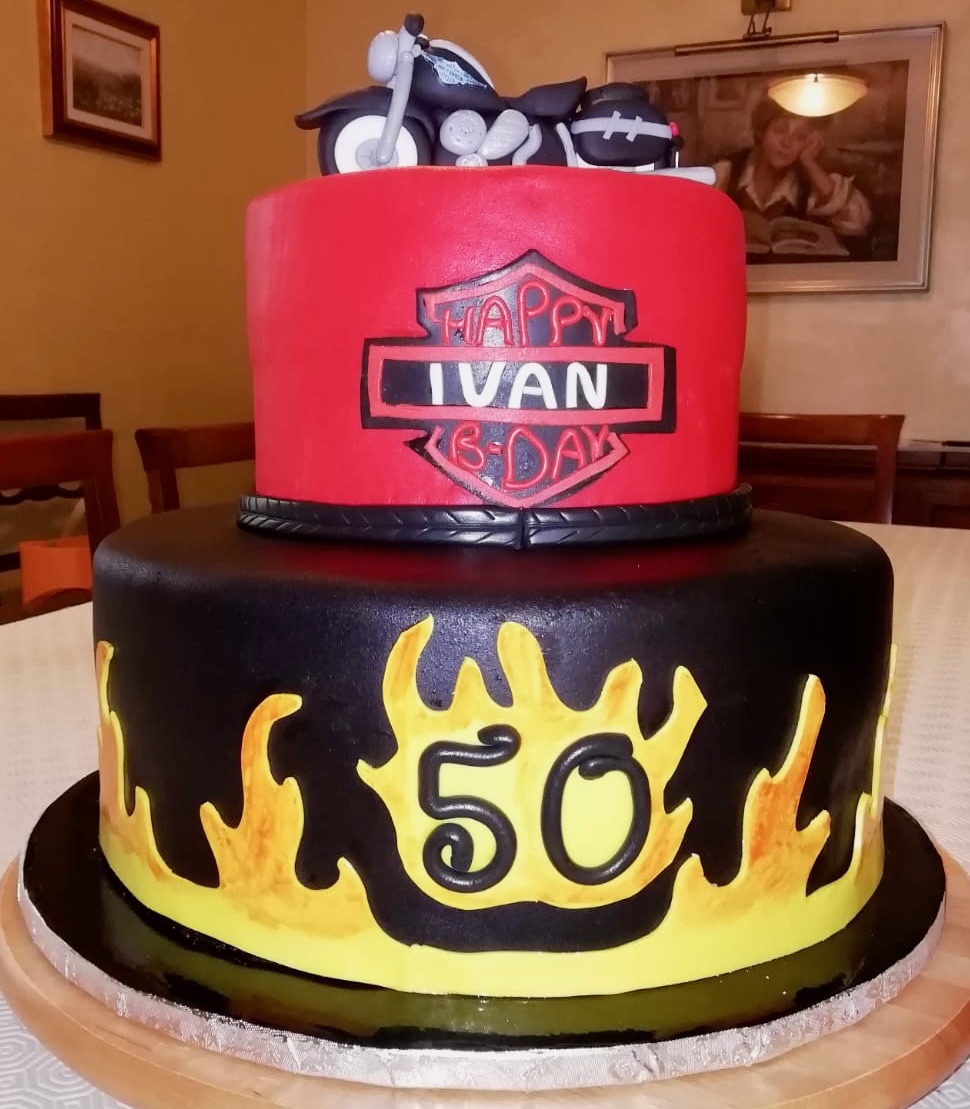 Torta 2 Piani Rosso Nero Giallo Harley Davidson Ivan 50anni