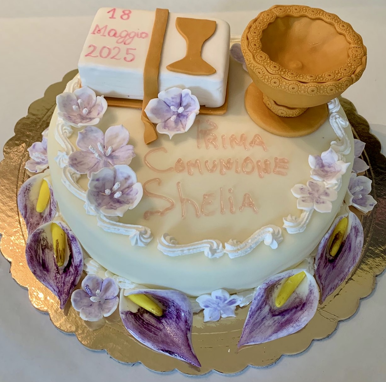 Torta Comunione Bianca Viola Calle Shelia
