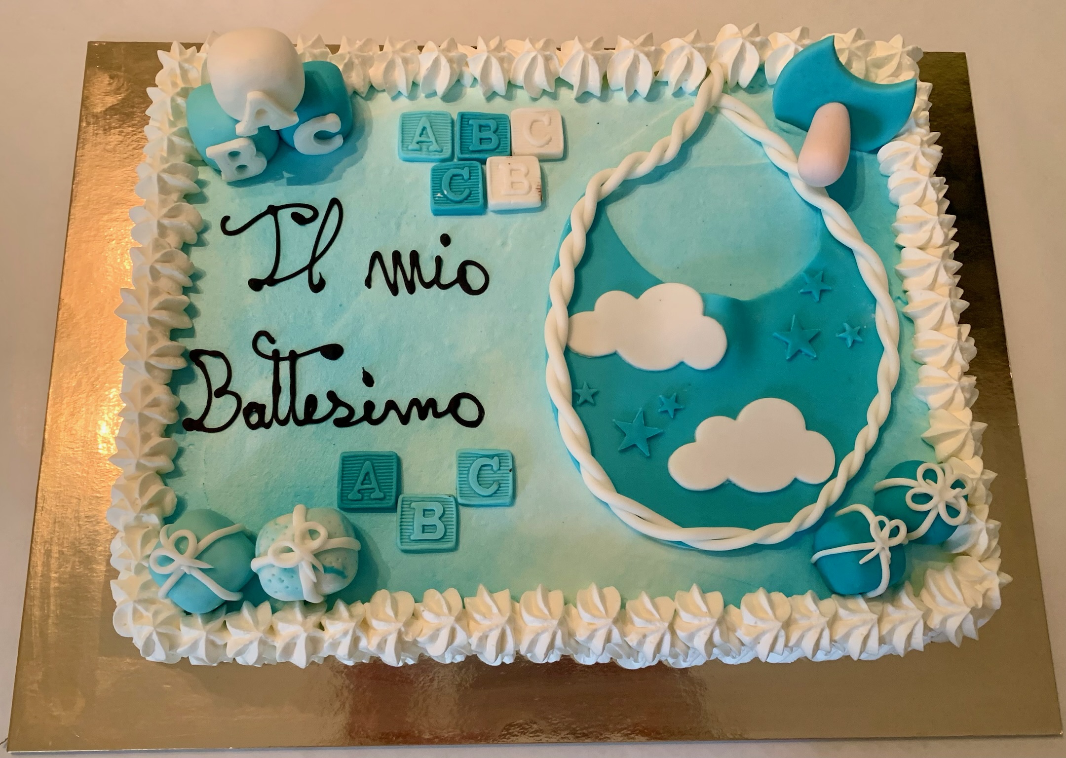 Torta Rettangolare Azzurra Bianca Battesimo Bavaglino Abc
