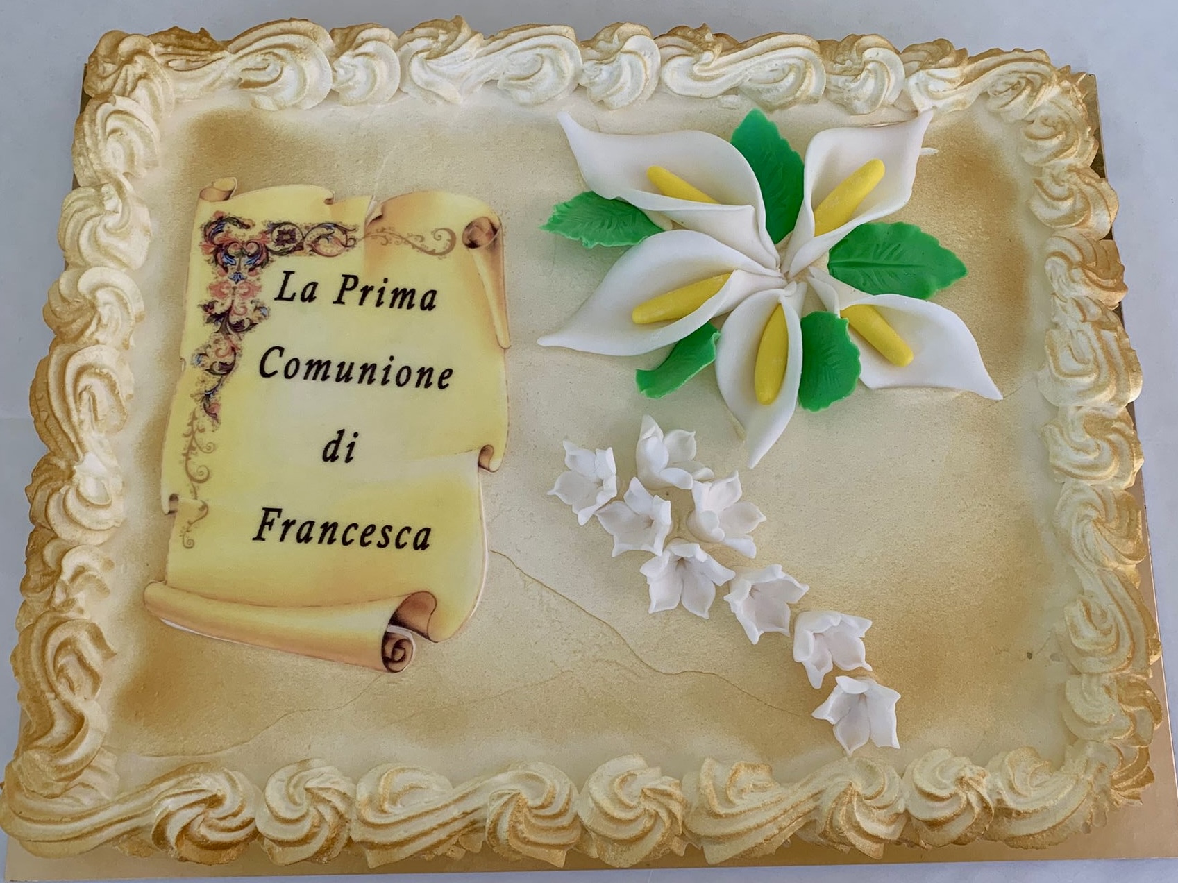 Torta Rettangolare Oro Bianca Prima Comunione Francesca