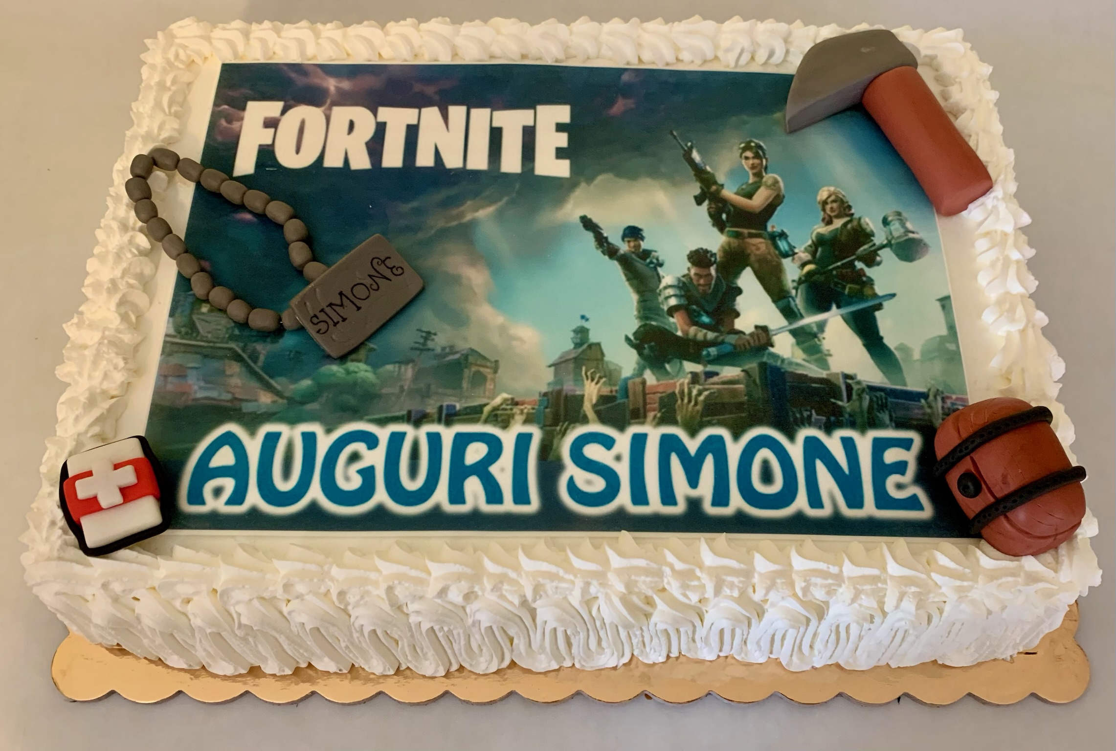 Torta Cialda Bianca Fortnite Auguri Simone