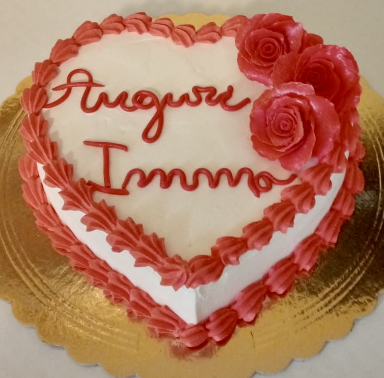 Torta Cuore Bianca Rose Rosse Auguri Imma