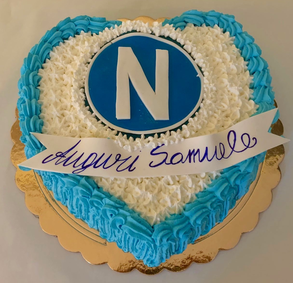 Torta Cuore Napoli Azzurra Auguri Samuele