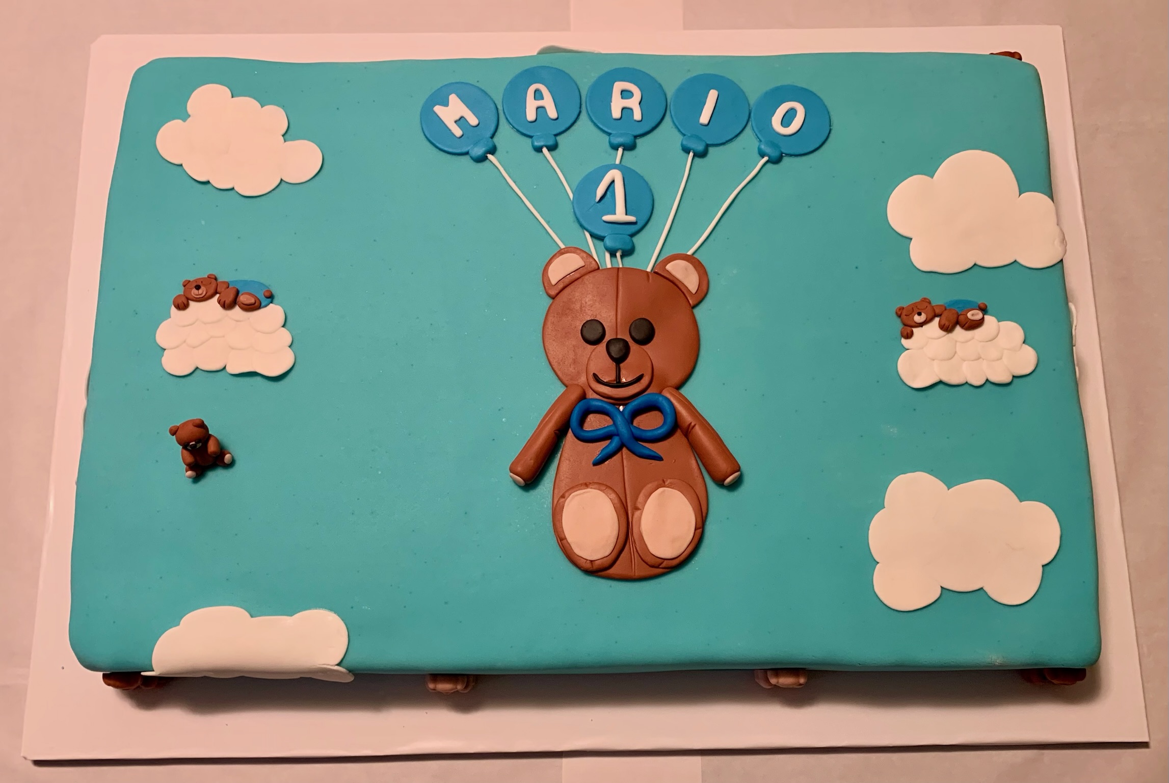 Torta Rettangolare Azzurra Orsetto Palloncini Mario 1anno