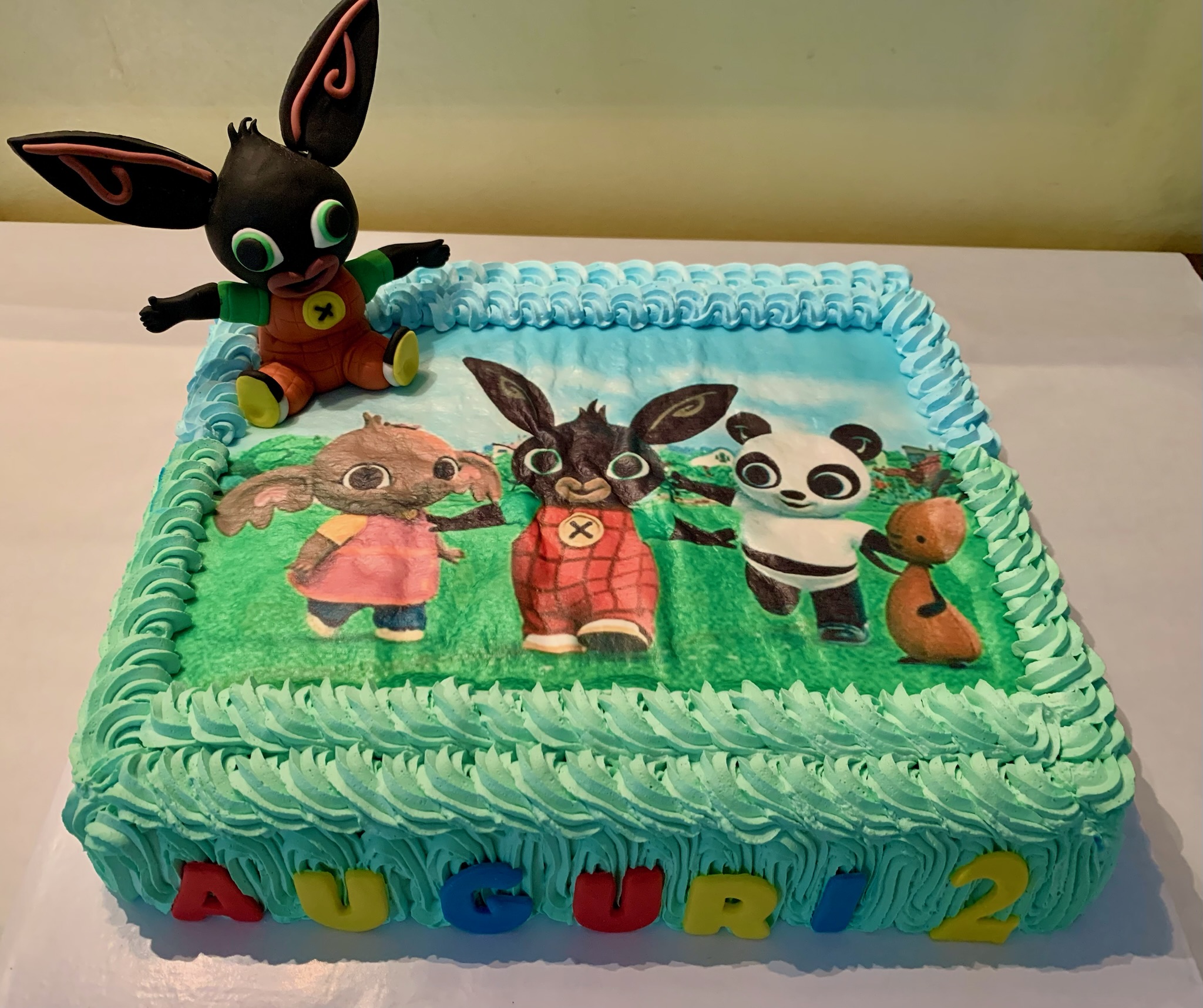 Torta Rettangolare Celeste Bing Bunny Auguri 2anni