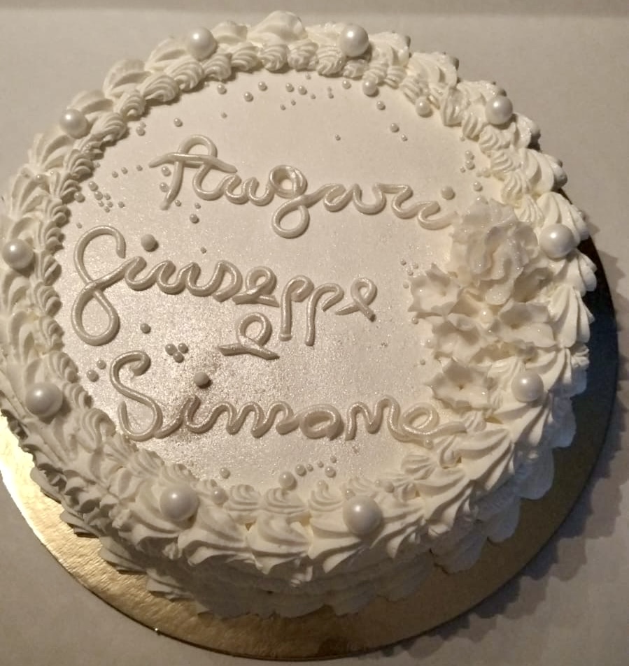 Torta Bianca Perle Auguri Giuseppe Simone