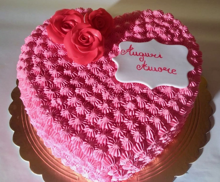 Torta Cuore Rosa Fucsia Rose Rosse Auguri Amore