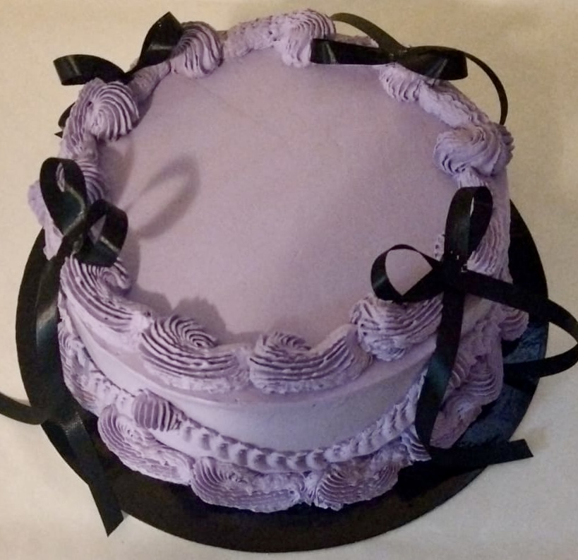 Torta Lilla Nera Fiocchi