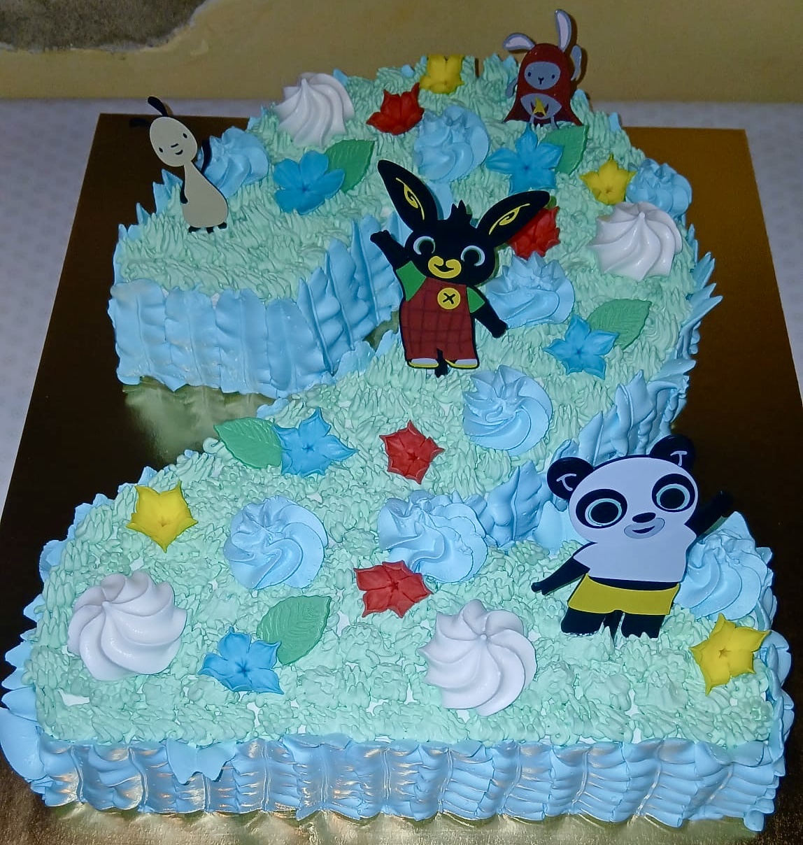 Torta Numero 2 Azzurra Verde Bing Panda