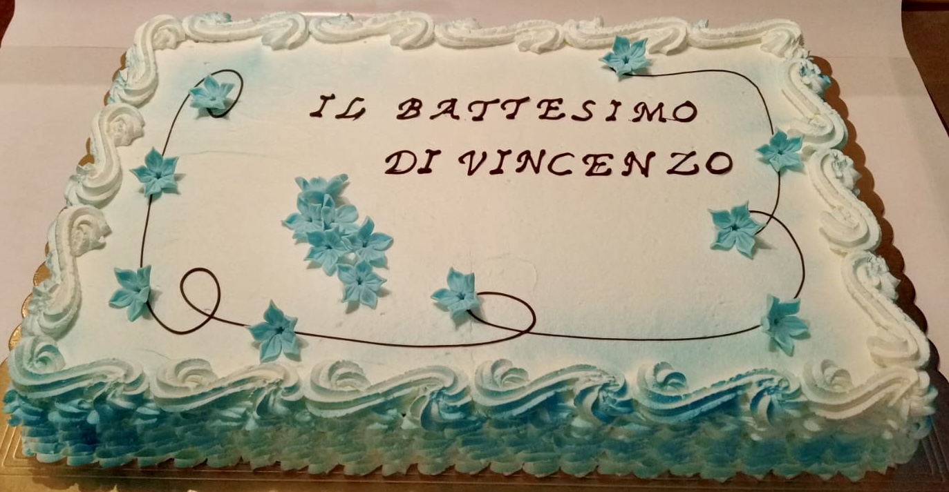 Torta Rettangolare Bianca Azzurra Fiori Battesimo Vincenzo V2