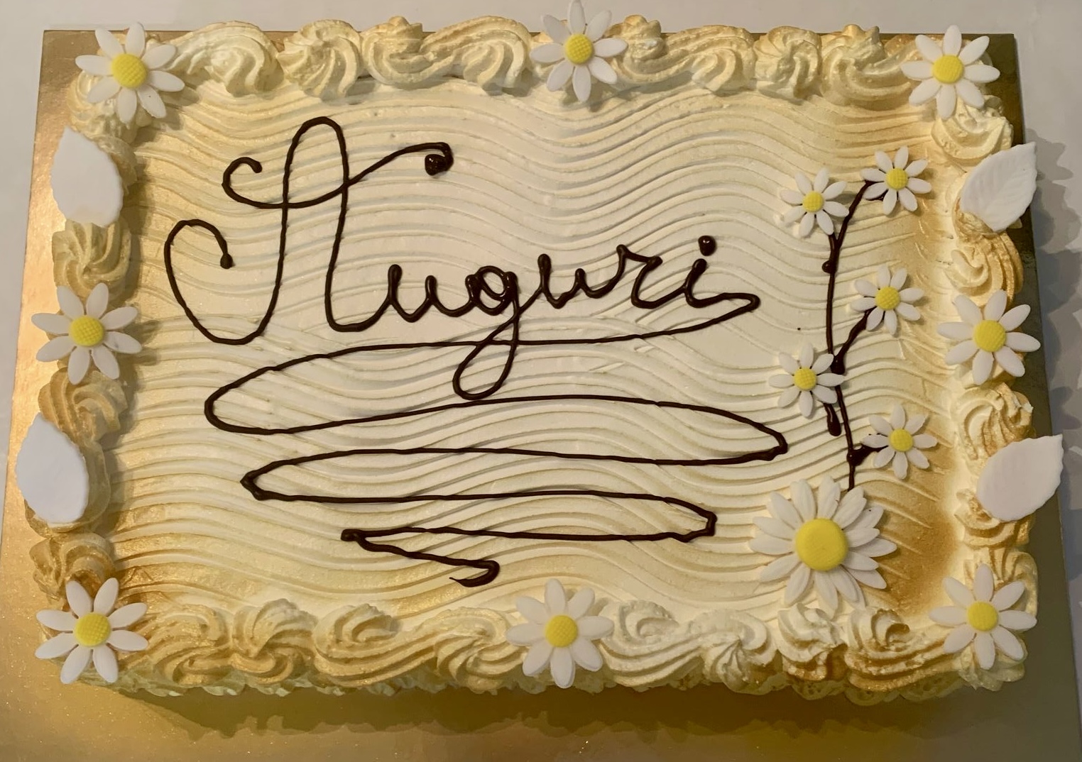 Torta Rettangolare Crema Margherite Auguri